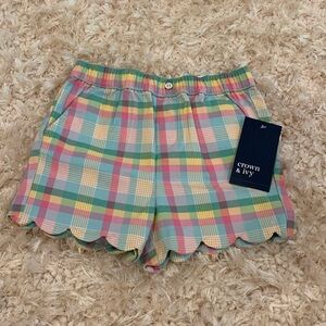 NWT Crown and Ivy Shorts
